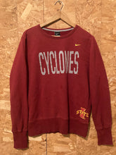 Vintage Y2K Nike Iowa Cyclones red crew neck sweater size XL or large